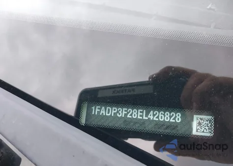 2014 Ford Focus Se from USA, damaged, VIN 1FADP3F28EL426828